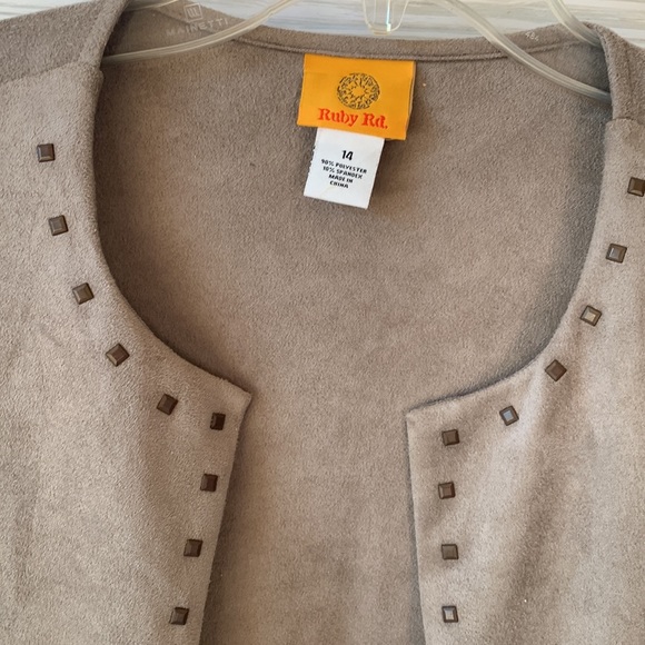 Ruby Rd 3/4 slv faux suede jacket embellished with studs and fringe - Picture 4 of 5